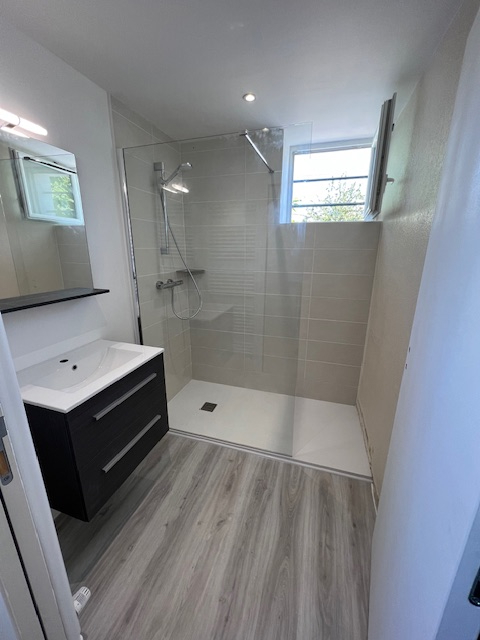 Hydro Therm Plombier Chauffagiste Fouesnant APRES SDB
